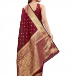 Women's Banarasi Silk Sarees With Zari Jacquard Work & Blouse Piece